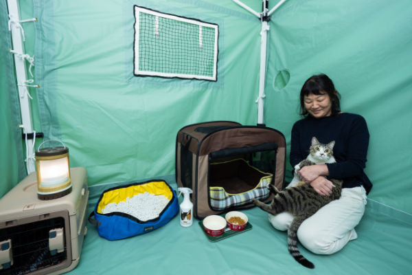 「愛玩動物飼養管理士1級・ペット災害危機管理士」のスタッフたちの声から生まれた防災テント